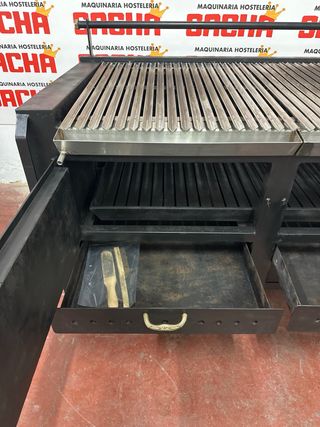 PARRILLA BARBACOA LEÑA OPORTUNIDAD !!!