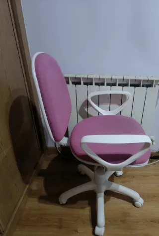 Silla juvenil escritorio rosa y blanco