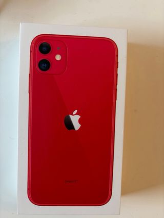 iPhone 11 Rosso con custodia