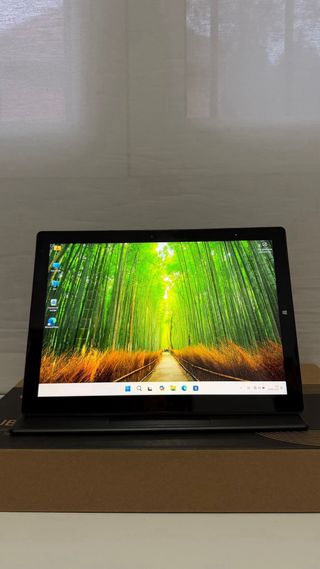 Tablet Chuwi Ubook X