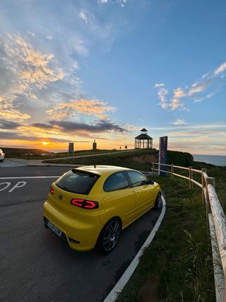 SEAT Ibiza cupra 6l