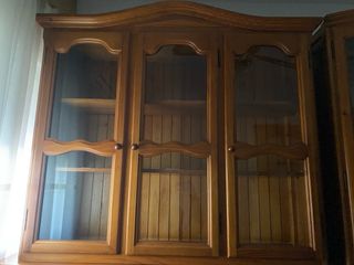 Mueble salón vitrina madera