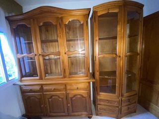 Mueble salón vitrina madera