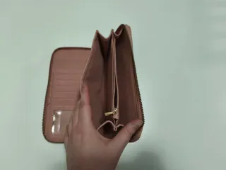 Monedero grande rosa