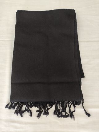 Bufanda negra para hombre