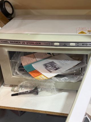 Calentador y Esterilizador UV