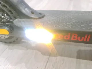 Patinete Eléctrico Red Bull Racing