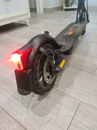 Patinete Eléctrico Red Bull Racing