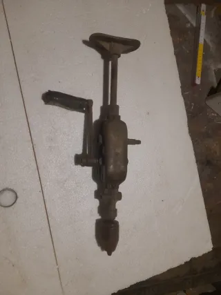 Trapano manuale vintage