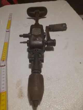 Trapano manuale vintage