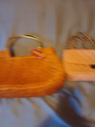 Bolsos Naranja y Rosa