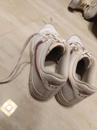 Nike Air Force 1 Blancas y Rosas Talla 37.5