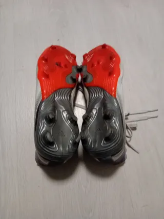 Botas de fútbol blancas Adidas Copa