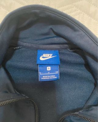 Chaqueta deportiva Nike azul