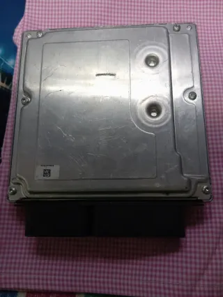 Centralita BMW 330D E90/e92 Bosch