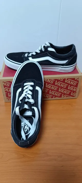 Zapatillas Vans Old Skool negras. Talla 36.5