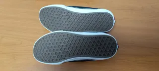 Zapatillas Vans Old Skool negras. Talla 36.5