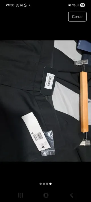 Pantalón negro de DKNY