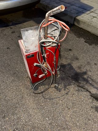 Cargador Baterías Ferre F-620