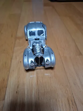 Coches a escala 1/24