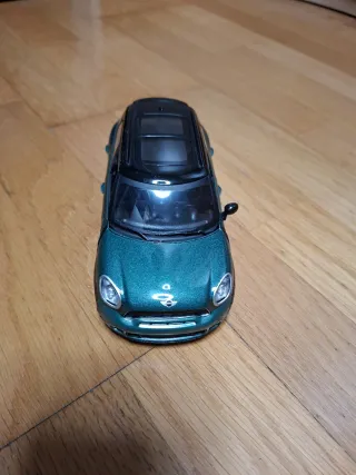 Coches a escala 1/24