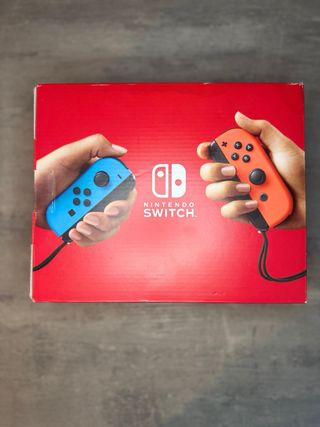 Nintendo Switch sin abrir