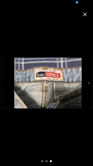 Pantalones vaqueros desgastados