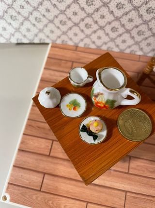 Servizio da tè bambole con dolce