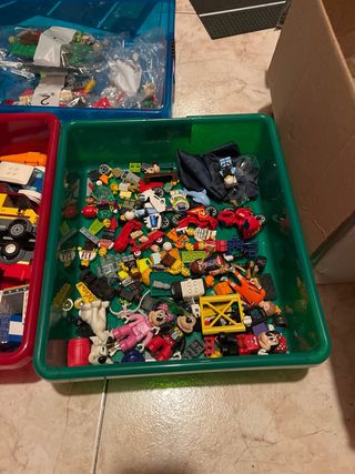 Lote LEGO: Piezas y bases