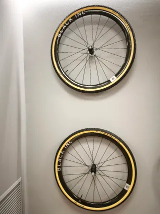 Ruedas de Bicicleta BLACK INC 34 Gravel