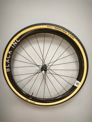 Ruedas de Bicicleta BLACK INC 34 Gravel