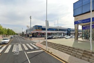 Alquiler oficina 85 m2 polígono casa grande