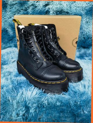 Dr. Martens Pascal Zip Botas Negras