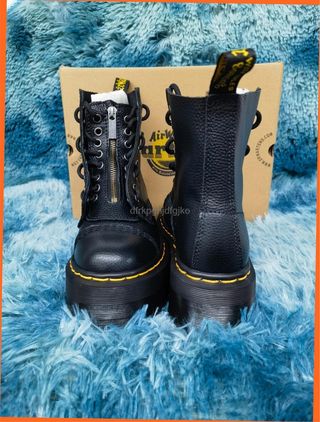 Dr. Martens Pascal Zip Botas Negras