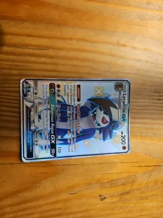 Carta Pokémon Lycanroc GX Sol y Luna