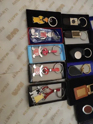 Llaveros varios modelos,40 llaveros a 1,50 cada 1