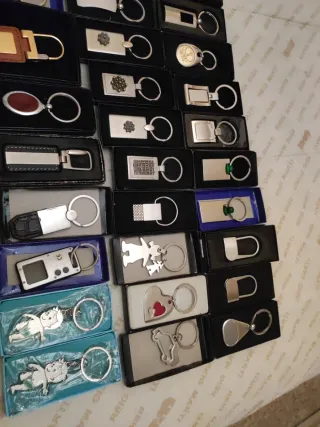 Llaveros varios modelos,40 llaveros a 1,50 cada 1