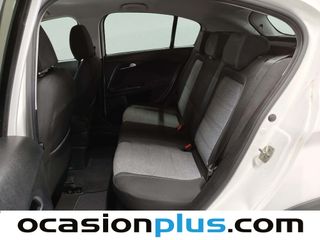 Fiat Tipo 1.5 Hybrid Cross DCT 97 kW (130 CV)