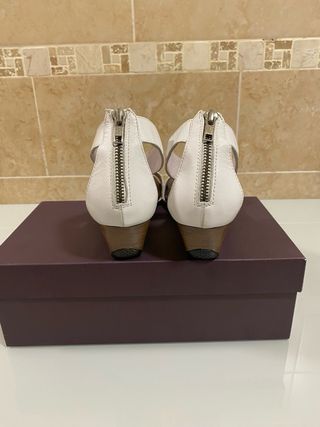 Sandalias Pilar Sanz Blancas