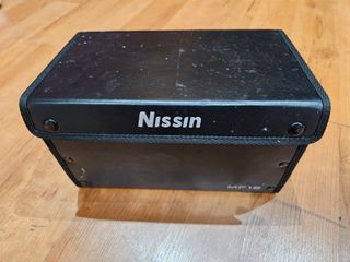 Nissin MF18 Macro Flash para Canon