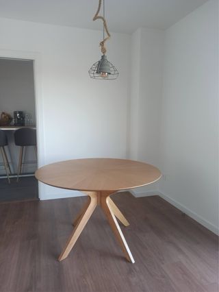Mesa comedor redonda madera + 4 sillas