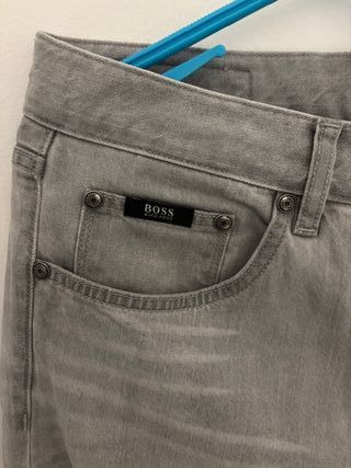 Pantalón Hugo Boss Gris