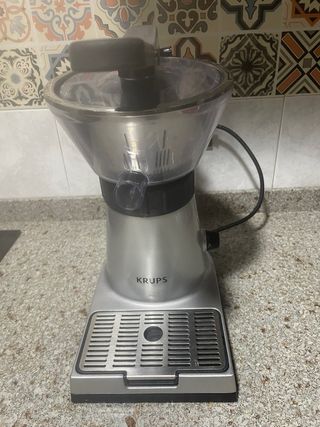 Exprimidor Krups Plata y Negro