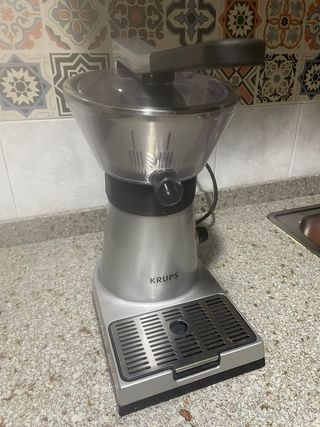 Exprimidor Krups Plata y Negro