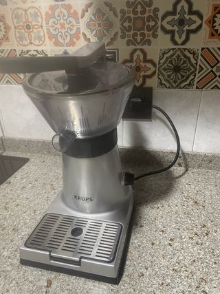 Exprimidor Krups Plata y Negro