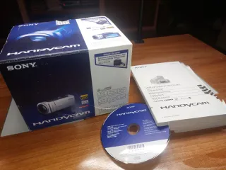 Sony Handycam HDR-CX105E Videocámara