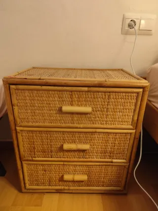 Conjunto muebles madera y ratan