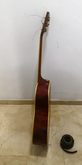 Guitarra Acústica Marrón