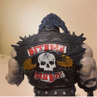 Figura Lobo DC Mc Farlane. 17 cms de altura aprox.