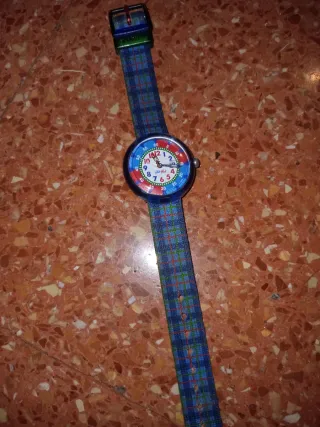Reloj Flik Flak Multicolor no se si funciona